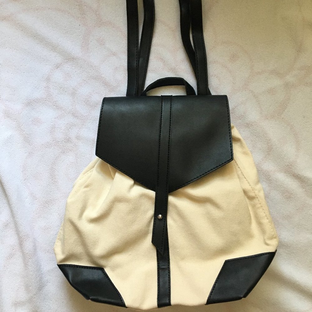 Deux Lux Demi Backpack